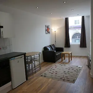 Apartment Town Centre